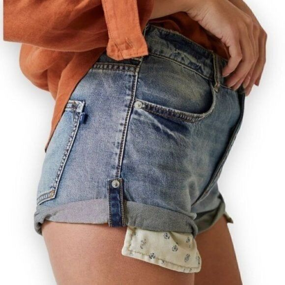 Anthropologie Pilcro Jean Shorts - Picture 1 of 11